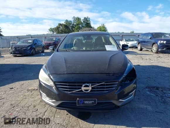 2014 Volvo S60 T5 с VIN YV1612FS7E2277276, выставлен на аукционе IAAI как лот 43080885 с пробегом 135 400 миль миль и . История ставок и продаж доступна на DreamBid. Изображение 12.