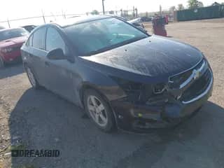 2016 Chevrolet Cruze LT with VIN 1G1PE5SB3G7120008, listed as a IAAI auction lot 43240182 with 160,962 mi miles and . Bid and sale history available at DreamBid. Image 1.