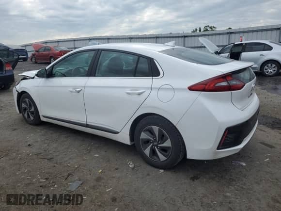 2018 Hyundai Ioniq SEL с VIN KMHC75LCXJU098293, выставлен на аукционе Copart как лот 58387894 с пробегом 168 534 миль миль и Списание • Salvage title. История ставок и продаж доступна на DreamBid. Изображение 2.