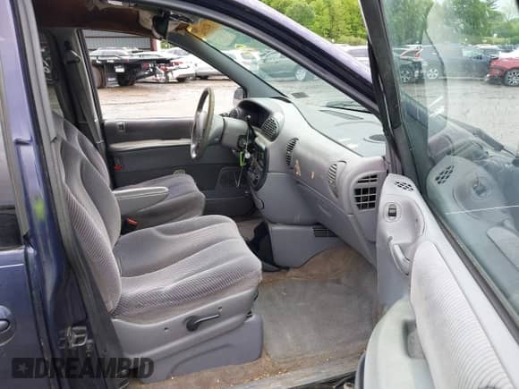 1997 Dodge Caravan LE с VIN 1B4GP54L5VB284083, выставлен на аукционе IAAI как лот 42215384 с пробегом 220 000 миль миль и . История ставок и продаж доступна на DreamBid. Изображение 5.
