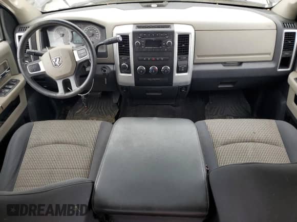 2010 Dodge 1500 Sport с VIN 1D7RV1CT2AS153043, выставлен на аукционе Copart как лот 69821135 с пробегом 141 403 миль миль и Чистый • Clean title. История ставок и продаж доступна на DreamBid. Изображение 8.