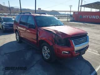 2008 Ford Explorer XLT z VIN 1FMEU63858UA06729, wystawiony jako IAAI lot #43389065 z przebiegiem 148 379 mil mil oraz . Historia ofert i sprzedaży dostępna na DreamBid. Obrazek 1.