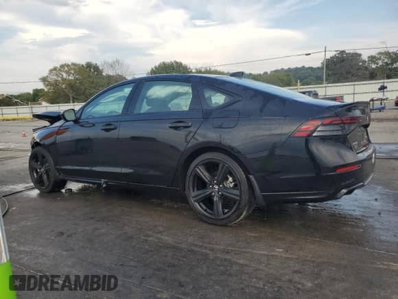 2025 Honda Accord Sport-L with VIN 1HGCY2F76SA029071, listed as a Copart auction lot 81096055 with 5,806 mi miles and Salvage title. Bid and sale history available at DreamBid. Image 2.
