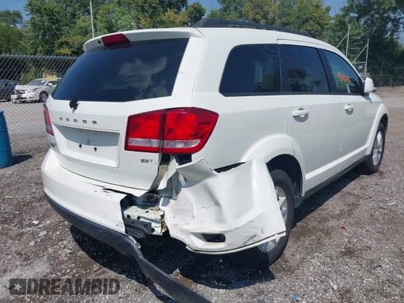 2014 Dodge Journey SXT с VIN 3C4PDCBG9ET117536, выставлен на аукционе IAAI как лот 43012724 с пробегом 133 526 миль миль и . История ставок и продаж доступна на DreamBid. Изображение 4.