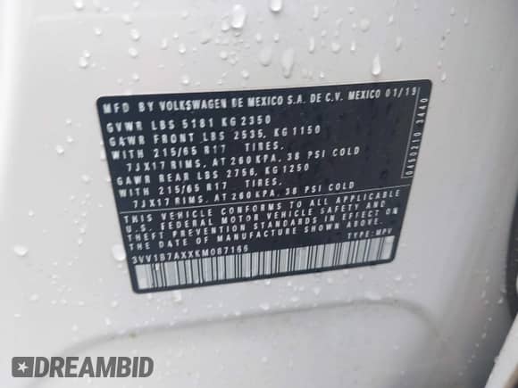 2019 Volkswagen Tiguan S with VIN 3VV1B7AXXKM087166, listed as a IAAI auction lot 42672005 with 68,269 mi miles and . Bid and sale history available at DreamBid. Image 9.