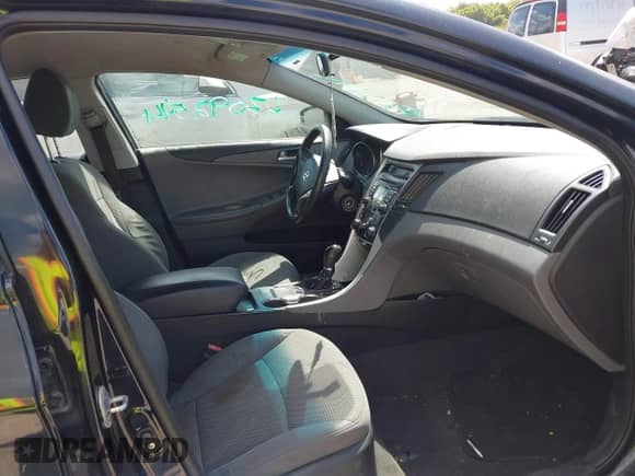 2011 Hyundai Sonata GLS with VIN 5NPEB4AC3BH068038, listed as a IAAI auction lot 43092544 with 228,493 mi miles and . Bid and sale history available at DreamBid. Image 5.