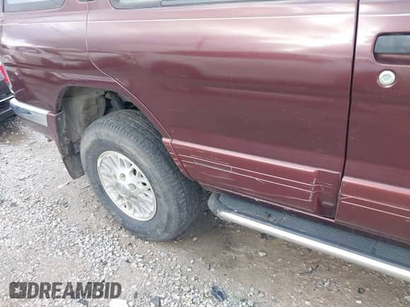 1997 Nissan Pathfinder XE with VIN JN8AR05Y9VW188020, listed as a IAAI auction lot 42298456 with 233,949 mi miles and . Bid and sale history available at DreamBid. Image 12.