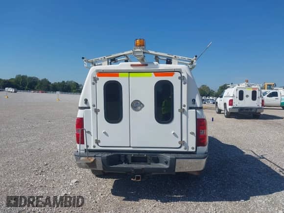 2012 Chevrolet Silverado 1500 Work Truck с VIN 1GCNCPEX2CZ329066, выставлен на аукционе IAAI как лот 43354265 с пробегом 175 977 миль миль и . История ставок и продаж доступна на DreamBid. Изображение 16.