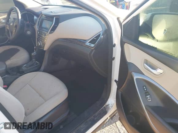 2017 Hyundai Santa Fe SE with VIN KM8SM4HF2HU198271, listed as a IAAI auction lot 43471980 with 108,153 mi miles and . Bid and sale history available at DreamBid. Image 5.