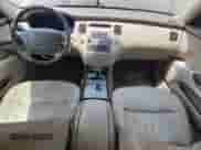 2009 Hyundai Azera Limited с VIN KMHFC46F09A380660, выставлен на аукционе Copart как лот 62120475 с пробегом 173 307 миль миль и Чистый • Clean title. История ставок и продаж доступна на DreamBid. Изображение 8.