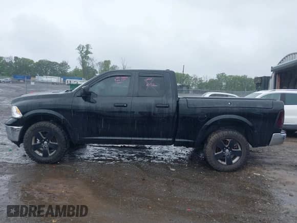 2014 Ram 1500 Express z VIN 1C6RR7FT8ES197512, wystawiony jako IAAI lot #42340402 z przebiegiem 139 637 mil mil oraz . Historia ofert i sprzedaży dostępna na DreamBid. Obrazek 15.