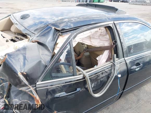 2007 Honda Accord EX-L with VIN 1HGCM56897A151517, listed as a IAAI auction lot 42163664 with Not provided miles and . Bid and sale history available at DreamBid. Image 12.