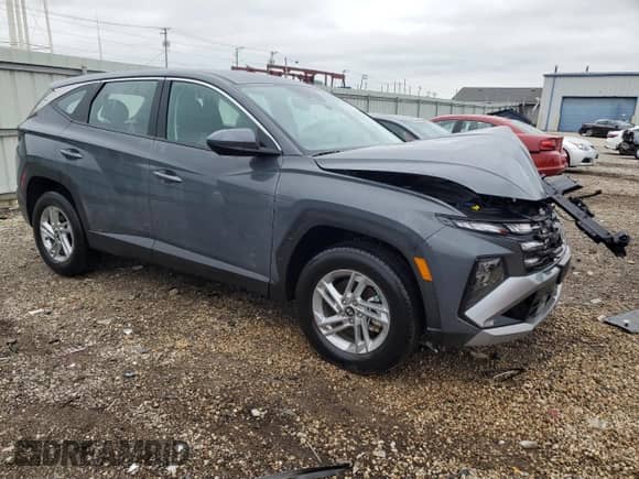2025 Hyundai Tucson SE with VIN 5NMJACDE5SH490334, listed as a Copart auction lot 56524465 with 32,941 mi miles and Salvage title. Bid and sale history available at DreamBid. Image 4.