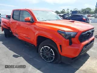 2024 Toyota Tacoma SR5 with VIN 3TYKB5FN7RT014768, listed as a IAAI auction lot 43051750 with 18,990 mi miles and . Bid and sale history available at DreamBid. Image 1.