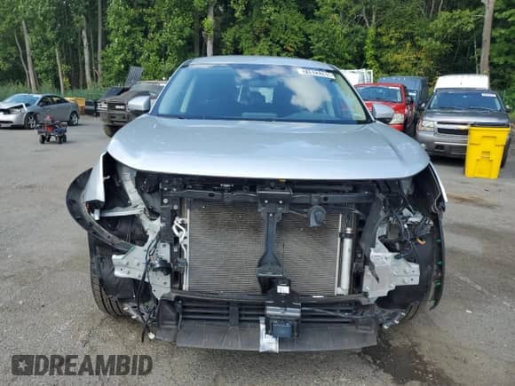 2024 Nissan Pathfinder SV with VIN 5N1DR3BA9RC277185, listed as a Copart auction lot 71822285 with 36,282 mi miles and Clean title. Bid and sale history available at DreamBid. Image 5.