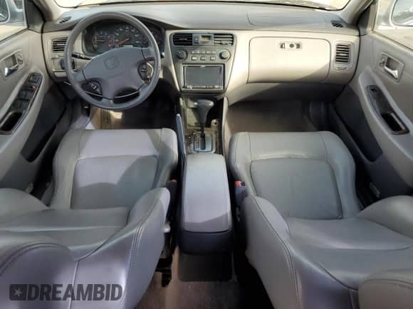 2002 Honda Accord EX with VIN JHMCG660X2C030142, listed as a Copart auction lot 86366424 with 215,783 mi miles and Salvage title. Bid and sale history available at DreamBid. Image 8.