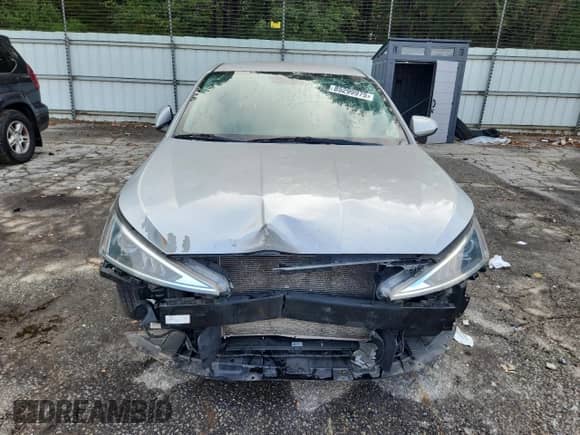 2019 Hyundai Elantra SE with VIN 5NPD74LF5KH492972, listed as a Copart auction lot 85299975 with 99,663 mi miles and Salvage title. Bid and sale history available at DreamBid. Image 5.