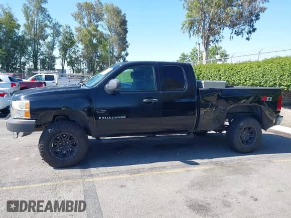 2007 Chevrolet Silverado 1500 1LT с VIN 1GCEK19C57Z517013, выставлен на аукционе IAAI как лот 42222836 с пробегом 169 613 миль миль и . История ставок и продаж доступна на DreamBid. Изображение 14.