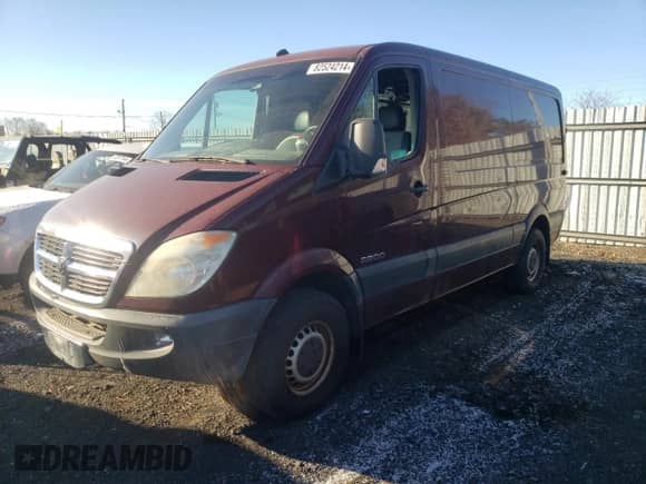 2008 Dodge Sprinter with VIN WD0PE745X85252729, listed as a Copart auction lot 82524214 with 151,708 mi miles and Salvage title. Bid and sale history available at DreamBid. Image 1.
