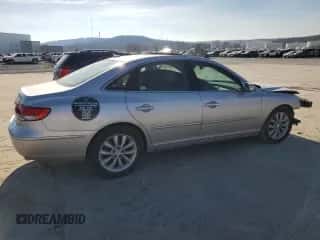 2008 Hyundai Azera Limited с VIN KMHFC46F38A309452, выставлен на аукционе Copart как лот 41519175 с пробегом 140 074 миль миль и Списание • Salvage title. История ставок и продаж доступна на DreamBid. Изображение 3.