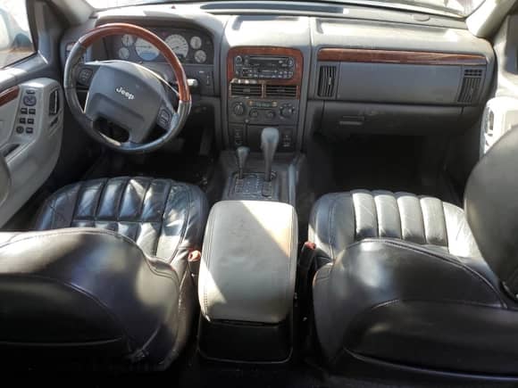 2002 Jeep Grand Cherokee Overland с VIN 1J8GW68J02C141531, выставлен на аукционе Copart как лот 81875595 с пробегом 92 355 миль миль и Списание • Salvage title. История ставок и продаж доступна на DreamBid. Изображение 8.