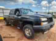 2003 Chevrolet Silverado 2500HD LS с VIN 1GCHK23183F237480, выставлен на аукционе Copart как лот 63881625 с пробегом 246 607 миль миль и Списание • Salvage title. История ставок и продаж доступна на DreamBid. Изображение 4.