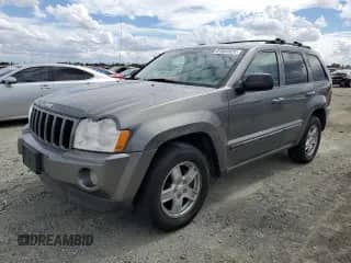 2007 Jeep Grand Cherokee с VIN 1J8HS48N77C586296, выставлен на аукционе Copart как лот 81804935 с пробегом 154 845 миль миль и Списание • Salvage title. История ставок и продаж доступна на DreamBid. Изображение 1.