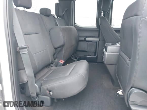 2020 Ford F-150 XL with VIN 1FTFX1E5XLKE18638, listed as a IAAI auction lot 41281632 with 102,146 mi miles and . Bid and sale history available at DreamBid. Image 8.