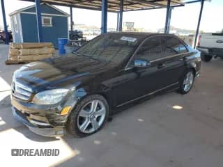 2011 Mercedes-Benz C 300 Sport z VIN WDDGF5EB8BR180692, wystawiony jako Copart lot #80795485 z przebiegiem 68 335 mil mil oraz Szkoda całkowita • Salvage title. Historia ofert i sprzedaży dostępna na DreamBid. Obrazek 1.