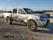 2003 Nissan Frontier SVE с VIN 1N6MD27Y43C432877, выставлен на аукционе Copart как лот 80243354 с пробегом Не указан миль и Списание • Salvage title. История ставок и продаж доступна на DreamBid. Изображение 4.
