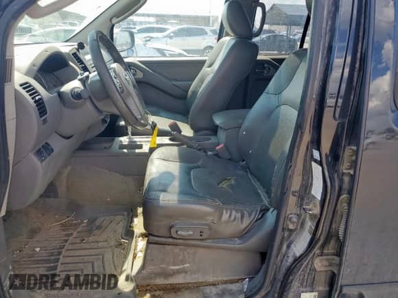 2011 Nissan Frontier SV z VIN 1N6AD0FV2BC442224, wystawiony jako Copart lot #69125265 z przebiegiem Nie podano mil oraz Czysty tytuł • Clean title. Historia ofert i sprzedaży dostępna na DreamBid. Obrazek 7.