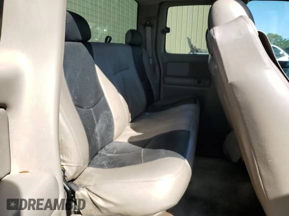 2003 GMC Sierra 1500 with VIN 2GTEC19VX31251523, listed as a Copart auction lot 70610284 with 314,771 mi miles and Salvage title. Bid and sale history available at DreamBid. Image 10.