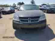2013 Dodge Avenger SE z VIN 1C3CDZAB6DN504152, wystawiony jako Copart lot #71952145 z przebiegiem 215 940 mil mil oraz Szkoda całkowita • Salvage title. Historia ofert i sprzedaży dostępna na DreamBid. Obrazek 5.