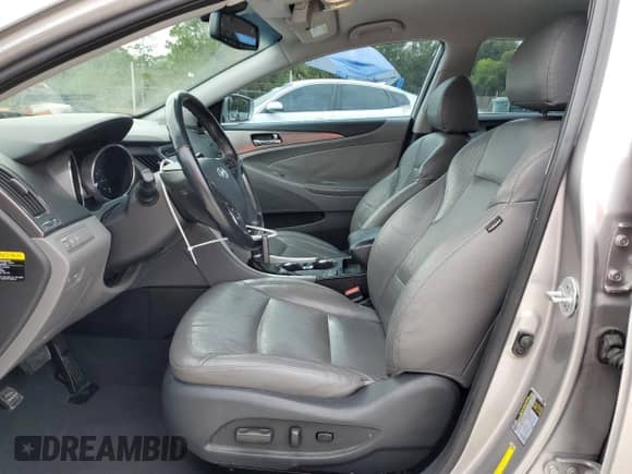 2013 Hyundai Sonata Limited with VIN KMHEC4A44DA090173, listed as a Copart auction lot 70341075 with 151,840 mi miles and Salvage title. Bid and sale history available at DreamBid. Image 7.