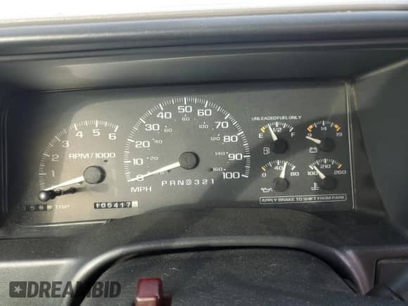 1997 Chevrolet Silverado 1500 with VIN 1GCEC14R3VZ118039, listed as a Copart auction lot 85575614 with 105,417 mi miles and Salvage title. Bid and sale history available at DreamBid. Image 9.