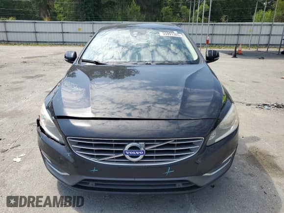 2016 Volvo S60 T5 Drive-E Premier с VIN LYV402FK8GB106960, выставлен на аукционе Copart как лот 55991305 с пробегом 91 539 миль миль и Списание • Salvage title. История ставок и продаж доступна на DreamBid. Изображение 5.