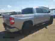 2015 Toyota Tundra Limited z VIN 5TFHY5F14FX445804, wystawiony jako Copart lot #71415285 z przebiegiem 170 690 mil mil oraz Szkoda całkowita • Salvage title. Historia ofert i sprzedaży dostępna na DreamBid. Obrazek 3.
