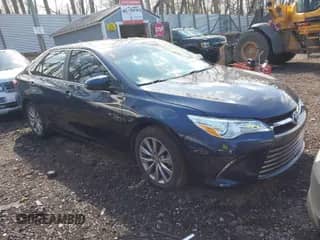 2016 Toyota Camry LE z VIN 4T1BD1FKXGU183143, wystawiony jako IAAI lot #42043538 z przebiegiem 132 321 mil mil oraz . Historia ofert i sprzedaży dostępna na DreamBid. Obrazek 1.