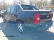 2008 Chevrolet Avalanche LTZ с VIN 3GNFK12308G141392, выставлен на аукционе IAAI как лот 42125638 с пробегом 147 694 миль миль и . История ставок и продаж доступна на DreamBid. Изображение 3.