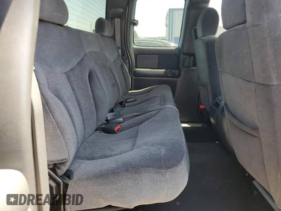 2001 GMC Sierra 1500 SLE with VIN 1GTEC19T91Z155272, listed as a Copart auction lot 64329105 with 343,594 mi miles and Clean title. Bid and sale history available at DreamBid. Image 10.