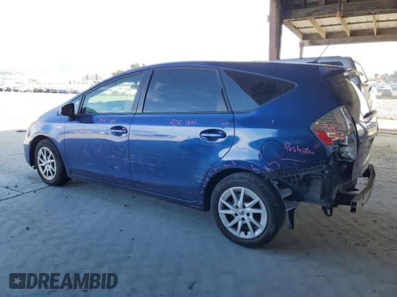 2013 Toyota Prius Two with VIN JTDZN3EU8D3287632, listed as a Copart auction lot 82427695 with 218,686 mi miles and Salvage title. Bid and sale history available at DreamBid. Image 2.