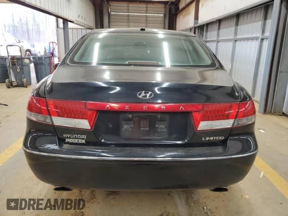 2007 Hyundai Azera SE с VIN KMHFC46F57A190303, выставлен на аукционе Copart как лот 87173494 с пробегом 121 463 миль миль и Списание • Salvage title. История ставок и продаж доступна на DreamBid. Изображение 6.