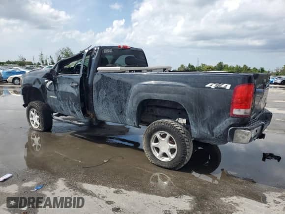 2011 GMC Sierra 1500 Work Truck z VIN 1GTN2TEA4BZ441924, wystawiony jako Copart lot #58874805 z przebiegiem 148 790 mil mil oraz Szkoda całkowita • Salvage title. Historia ofert i sprzedaży dostępna na DreamBid. Obrazek 2.