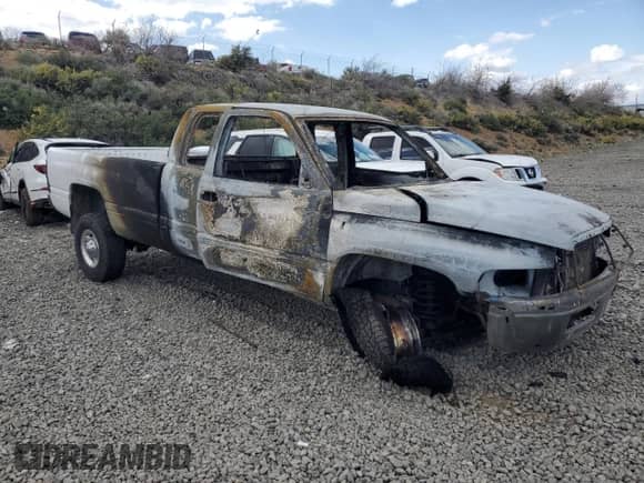 2000 Dodge 2500 with VIN 1B7KF2362YJ145761, listed as a Copart auction lot 54792605 with Not provided miles and Non repairable. Bid and sale history available at DreamBid. Image 4.