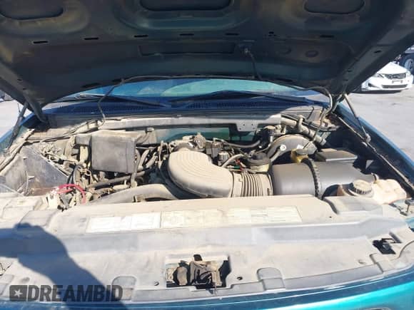 1997 Ford F-150 XL with VIN 1FTDX1861VKA99001, listed as a IAAI auction lot 43214637 with 201,282 mi miles and . Bid and sale history available at DreamBid. Image 10.