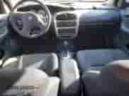 2005 Dodge Neon SXT z VIN 1B3ES56C95D242205, wystawiony jako Copart lot #84095424 z przebiegiem 210 260 mil mil oraz Szkoda całkowita • Salvage title. Historia ofert i sprzedaży dostępna na DreamBid. Obrazek 8.