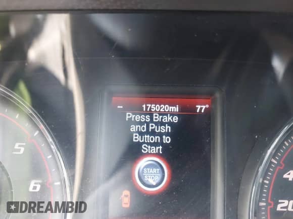 2013 Dodge Charger SRT-8 Super Bee z VIN 2C3CDXGJ4DH604178, wystawiony jako IAAI lot #42519959 z przebiegiem 175 020 mil mil oraz . Historia ofert i sprzedaży dostępna na DreamBid. Obrazek 15.