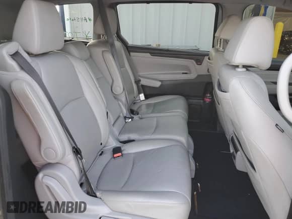 2020 Honda Odyssey Elite с VIN 5FNRL6H9XLB047837, выставлен на аукционе Copart как лот 69117055 с пробегом 111 750 миль миль и Списание • Salvage title. История ставок и продаж доступна на DreamBid. Изображение 11.