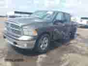 2015 Ram 1500 Lone Star z VIN 1C6RR7LM7FS603990, wystawiony jako IAAI lot #43231463 z przebiegiem 200 337 mil mil oraz . Historia ofert i sprzedaży dostępna na DreamBid. Obrazek 2.