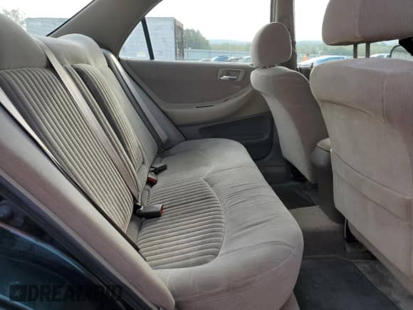 1998 Honda Accord LX z VIN 1HGCG5644WA034883, wystawiony jako Copart lot #81630735 z przebiegiem 273 354 mil mil oraz Czysty tytuł • Clean title. Historia ofert i sprzedaży dostępna na DreamBid. Obrazek 10.